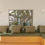 Casa de Férias Casas Da Vargem Shared Swimming Pool By An Island