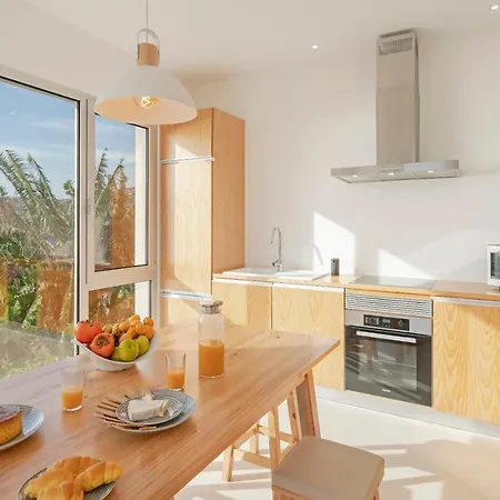 Casas Da Vargem Shared Swimming Pool By An Island Ponta do Sol (Madeira)