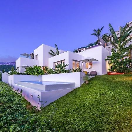 Casas Da Vargem Shared Swimming Pool By An Island Casa vacanze *