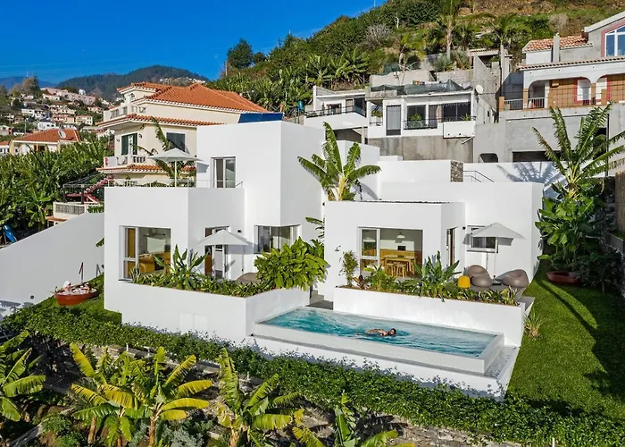 Casas Da Vargem Shared Swimming Pool By An Island * Ponta do Sol (Madeira)