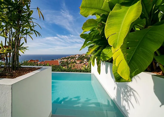 Casas Da Vargem Shared Swimming Pool By An Island Holiday home *