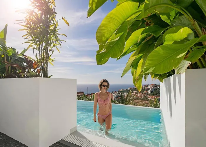 Casas Da Vargem Shared Swimming Pool By An Island * Ponta do Sol (Madeira)