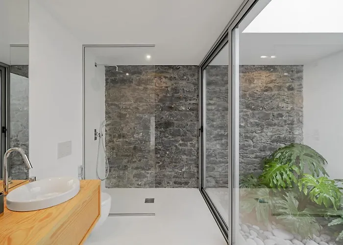 Casas Da Vargem Shared Swimming Pool By An Island * Ponta do Sol (Madeira)