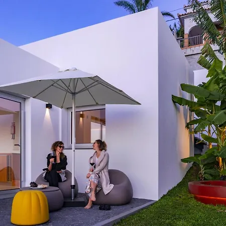 Casas Da Vargem Shared Swimming Pool By An Island * Ponta do Sol (Madeira)