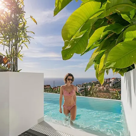 Casas Da Vargem Shared Swimming Pool By An Island * Ponta do Sol (Madeira)
