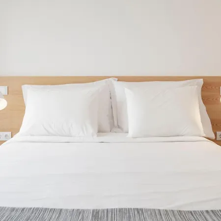 Casas Da Vargem Shared Swimming Pool By An Island Hébergement de vacances Ponta do Sol (Madeira)