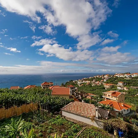 Casas Da Vargem Shared Swimming Pool By An Island Hébergement de vacances Ponta do Sol (Madeira)