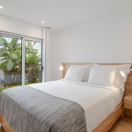 Casas Da Vargem Shared Swimming Pool By An Island Hébergement de vacances