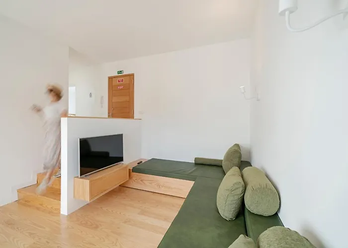 Casas Da Vargem Shared Swimming Pool By An Island בית נופש