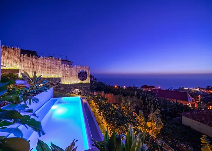 Vakantiehuis Casas Da Vargem Shared Swimming Pool By An Island